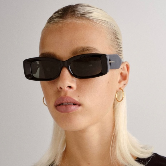 NEW GG1528S 001 GUCCI BLACK GREY SQUARE WOMEN GUCCI SUNGLASSES - Picture 2 of 14